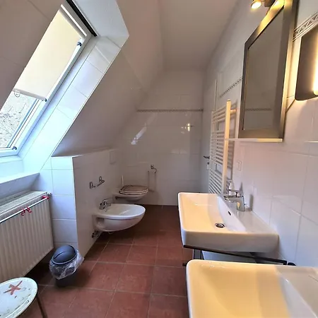 Апартаменты Urlaub Im Ostseebad - Haus Neuborn - Strandnah Und Ruhig Gelegen Whg Og *