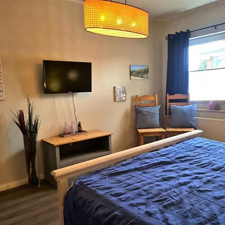 Urlaub Im Ostseebad - Haus Neuborn - Strandnah Und Ruhig Gelegen Whg Og Апартаменты Грёмиц