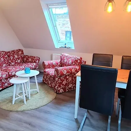 Апартаменты Urlaub Im Ostseebad - Haus Neuborn - Strandnah Und Ruhig Gelegen Whg Og *