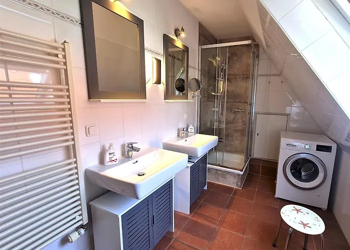 Urlaub Im Ostseebad - Haus Neuborn - Strandnah Und Ruhig Gelegen Whg Og * Grömitz