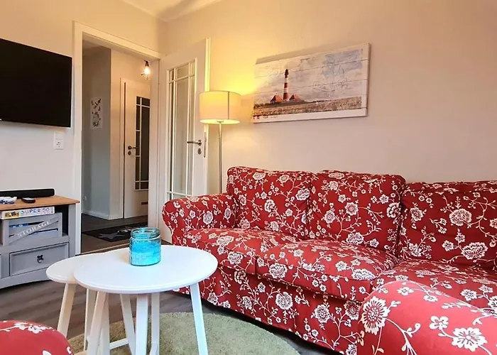 Urlaub Im Ostseebad - Haus Neuborn - Strandnah Und Ruhig Gelegen Whg Og Grömitz